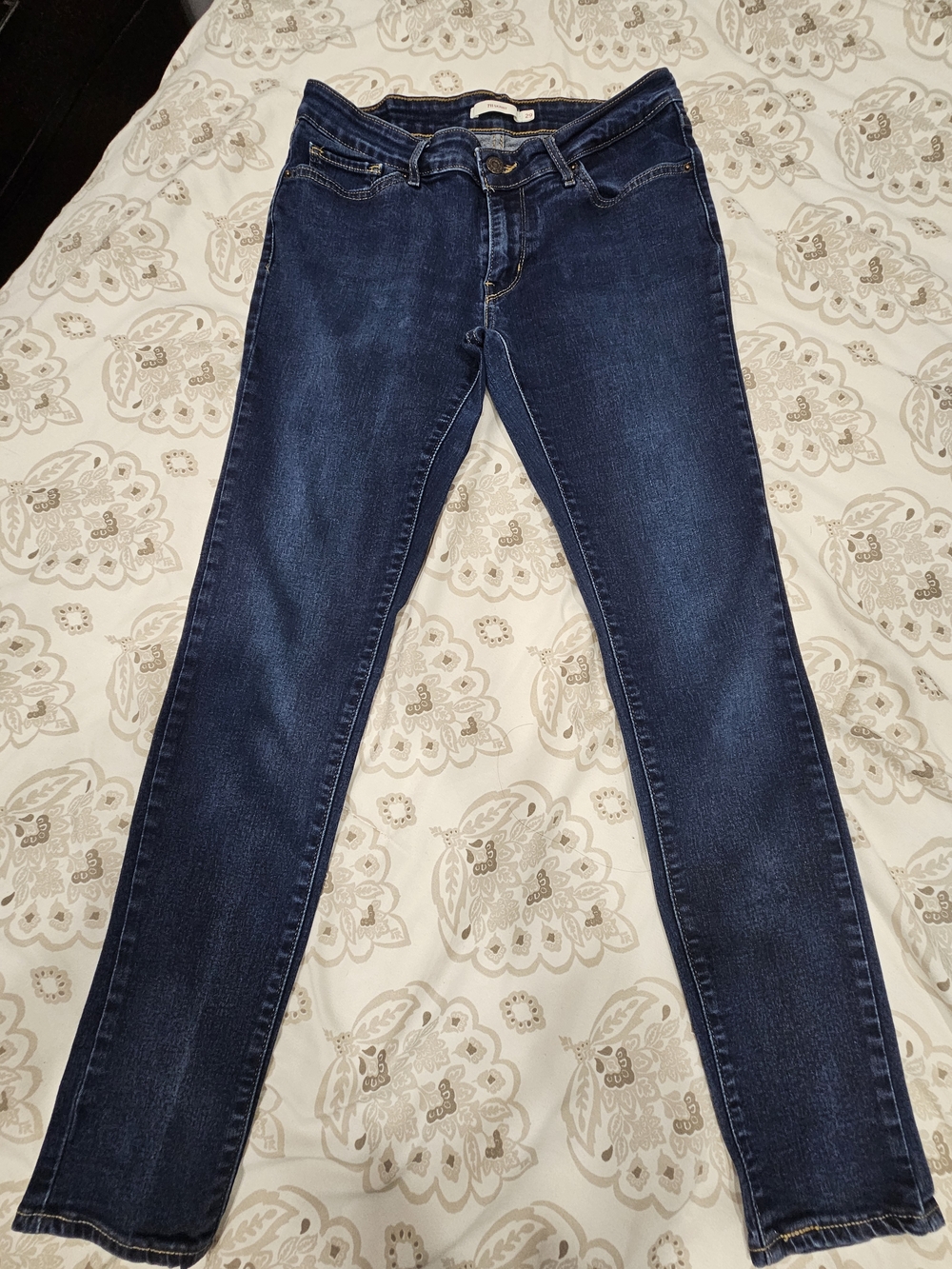 Levi's Women's Dark Indigo Skinny Jeans
